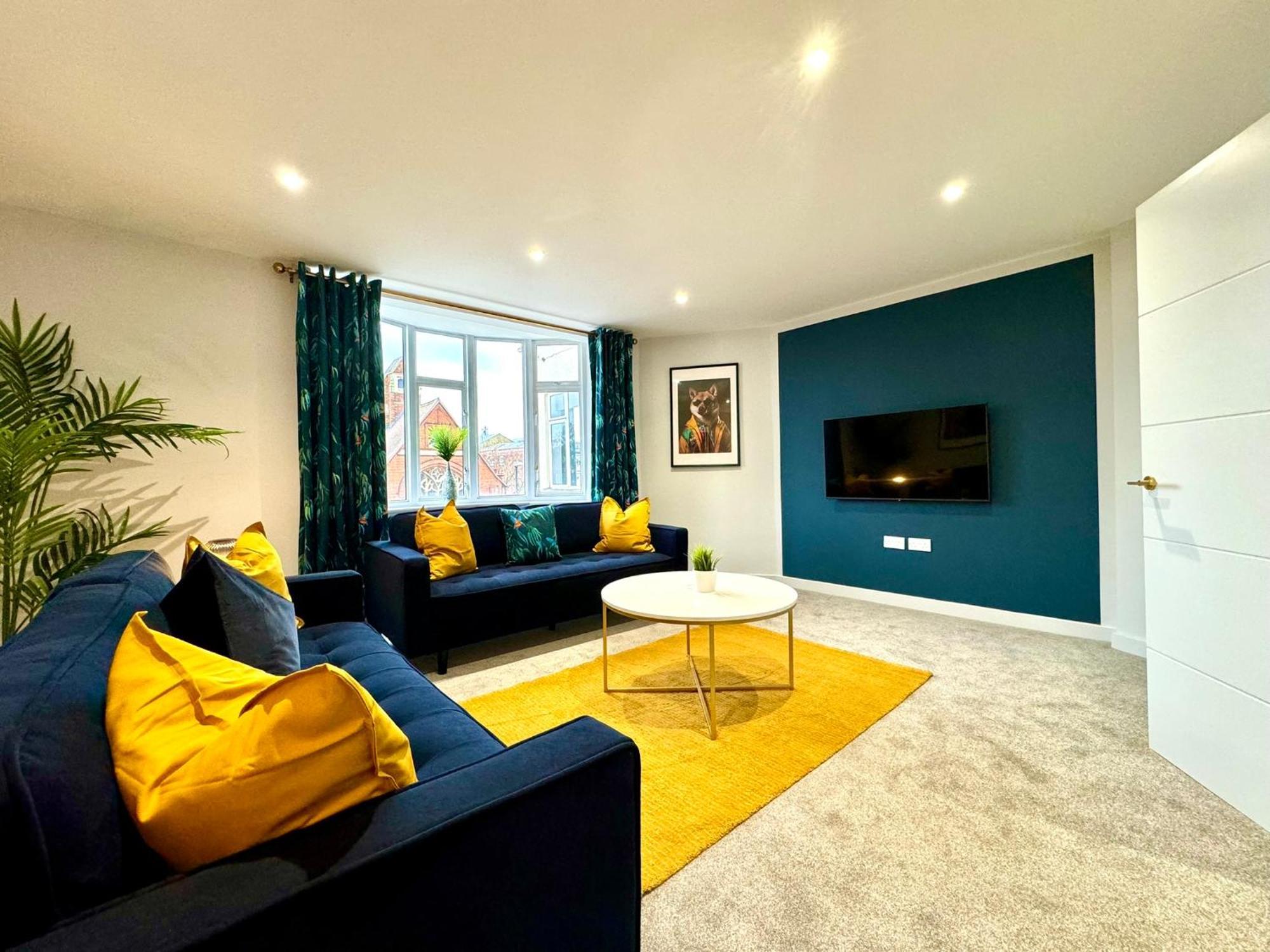 Amazing Large 3 Bedroom Apartment - Sleeps 8! Bournemouth Zewnętrze zdjęcie